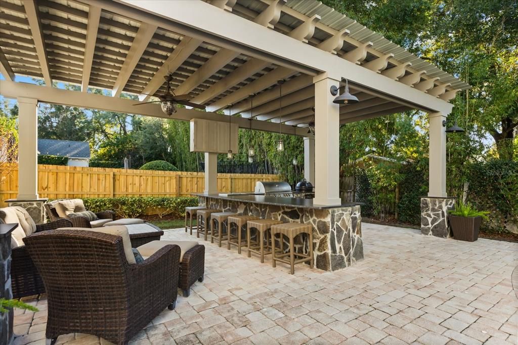 待售: $2,775,000 (5 贝兹, 5 浴室, 4026 平方英尺)