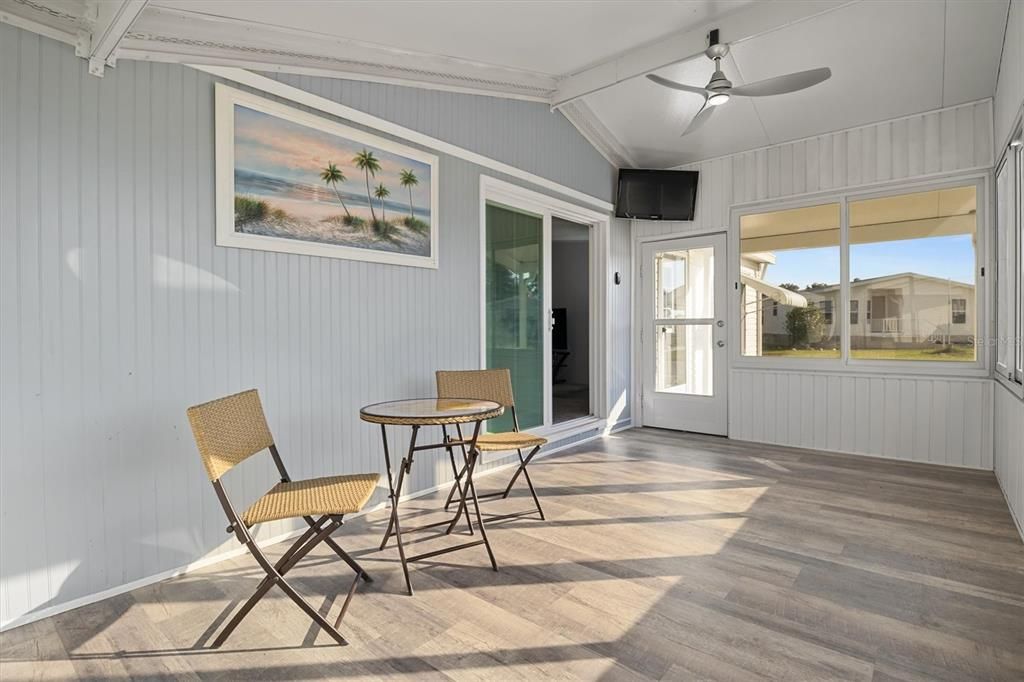 На продажу: $185,000 (3 спален, 2 ванн, 1296 Квадратных фут)