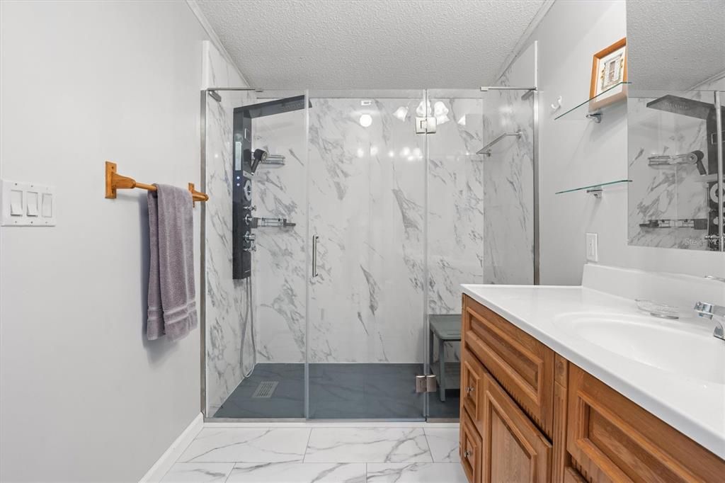 На продажу: $185,000 (3 спален, 2 ванн, 1296 Квадратных фут)