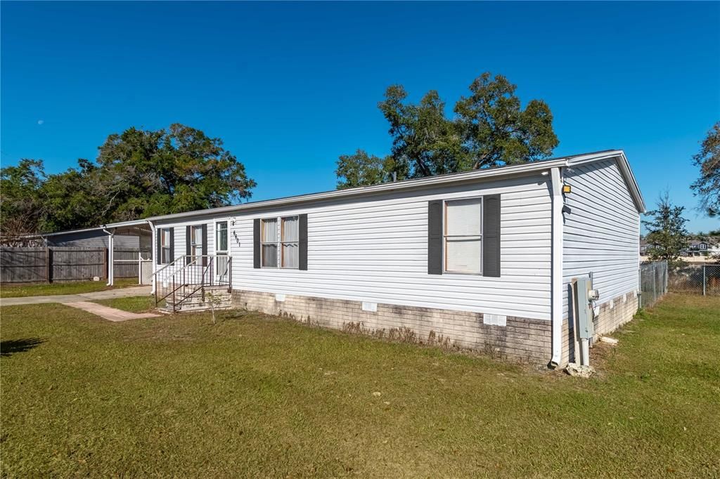 For Sale: $180,000 (3 beds, 2 baths, 1296 Square Feet)