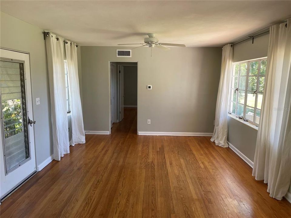 For Rent: $1,825 (2 beds, 2 baths, 1120 Square Feet)