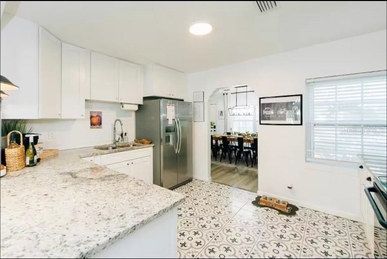 For Rent: $4,500 (4 beds, 2 baths, 1599 Square Feet)