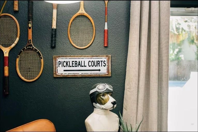 For Rent: $4,500 (4 beds, 2 baths, 1599 Square Feet)