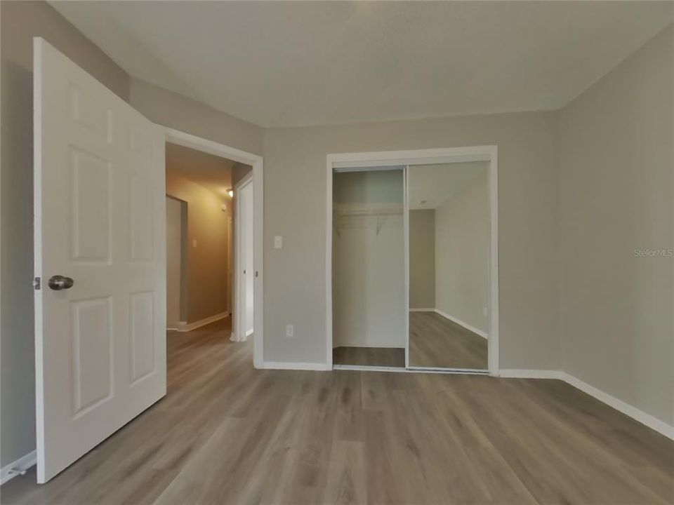 出租: $2,379 (3 贝兹, 2 浴室, 1946 平方英尺)