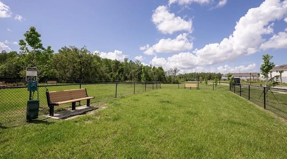 For Sale: $233,000 (2 beds, 2 baths, 1219 Square Feet)