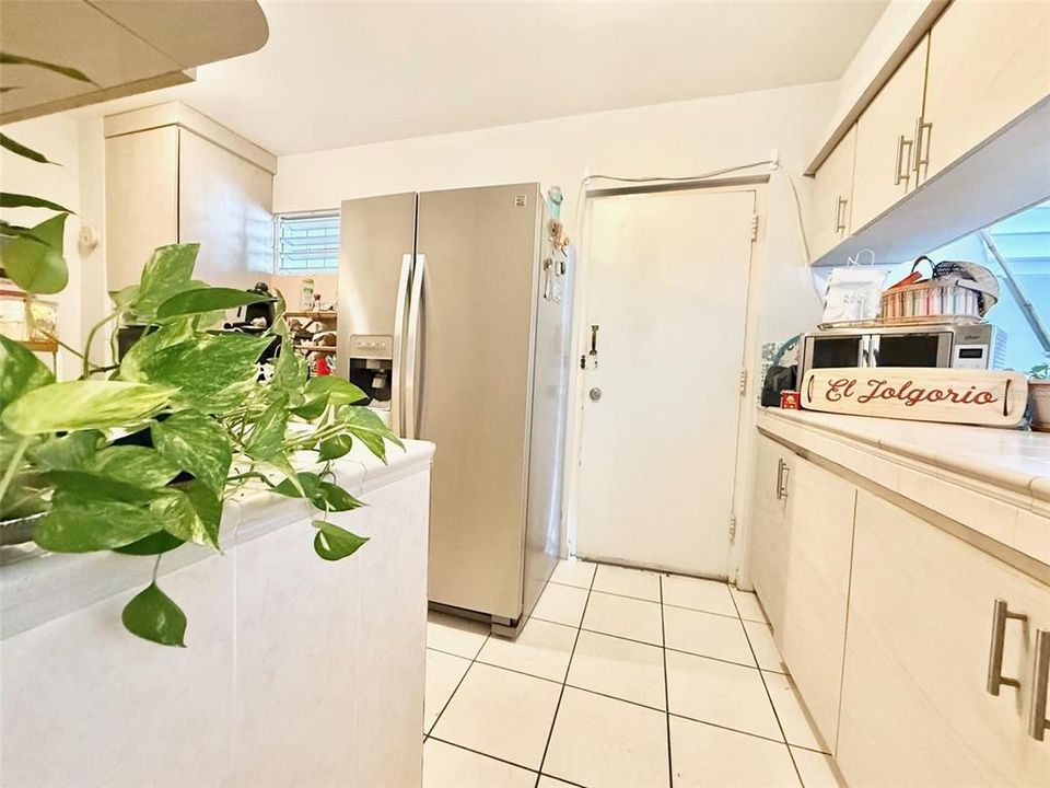 待售: $270,000 (3 贝兹, 2 浴室, 1147 平方英尺)