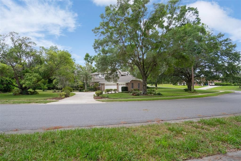 待售: $699,900 (4 贝兹, 3 浴室, 3637 平方英尺)