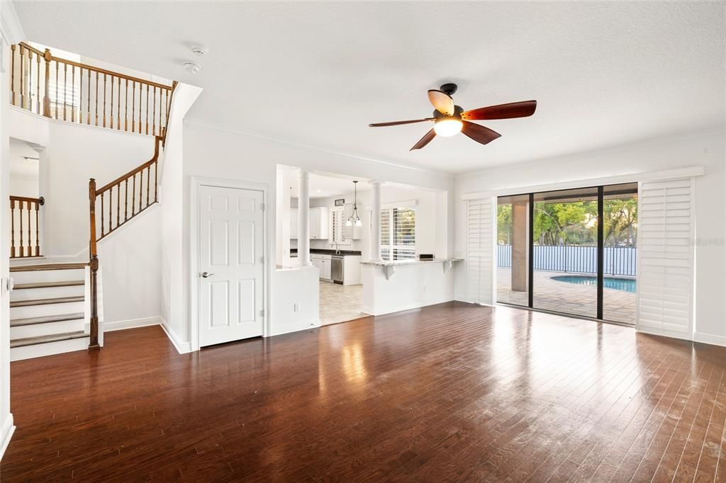 For Sale: $925,000 (5 beds, 3 baths, 3436 Square Feet)