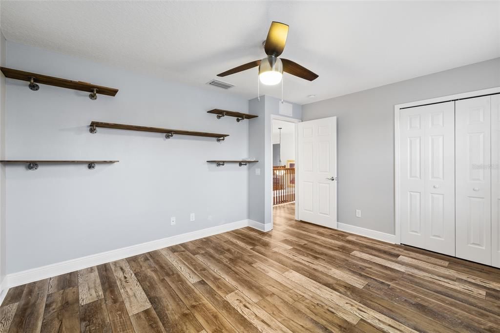 For Sale: $925,000 (5 beds, 3 baths, 3436 Square Feet)