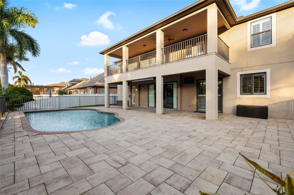 For Sale: $925,000 (5 beds, 3 baths, 3436 Square Feet)