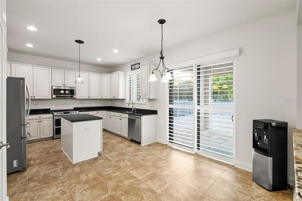 For Sale: $925,000 (5 beds, 3 baths, 3436 Square Feet)