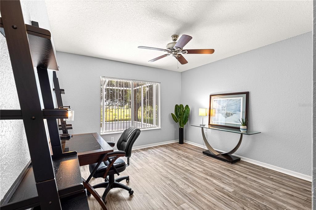 На продажу: $309,900 (2 спален, 2 ванн, 1822 Квадратных фут)