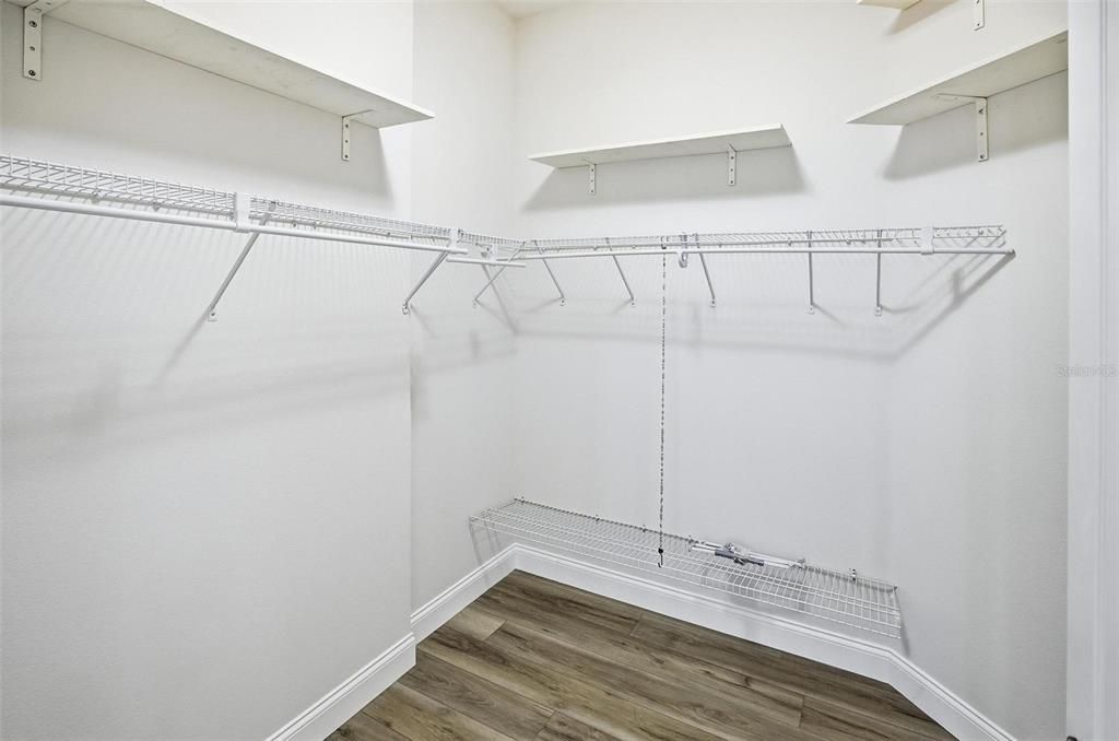 В аренду: $3,800 (3 спален, 3 ванн, 2400 Квадратных фут)