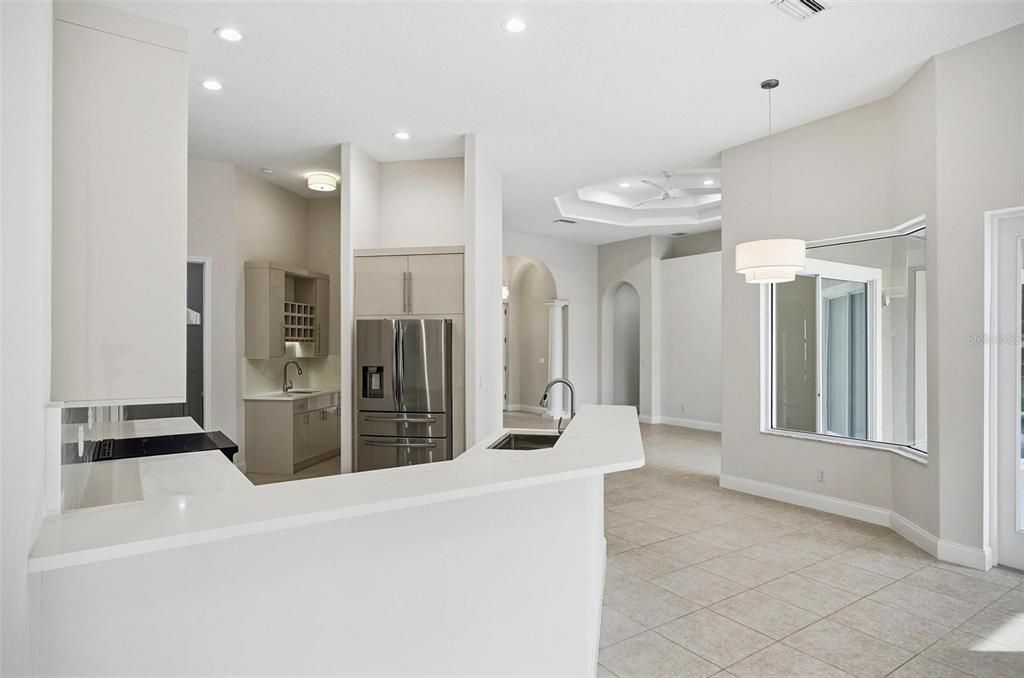 В аренду: $3,800 (3 спален, 3 ванн, 2400 Квадратных фут)