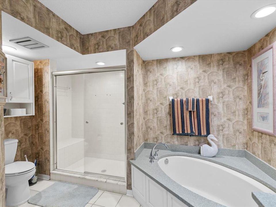 En Venta: $540,000 (3 camas, 3 baños, 2160 Pies cuadrados)