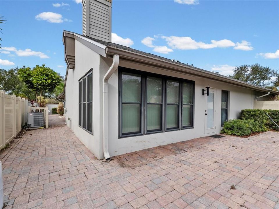 En Venta: $540,000 (3 camas, 3 baños, 2160 Pies cuadrados)