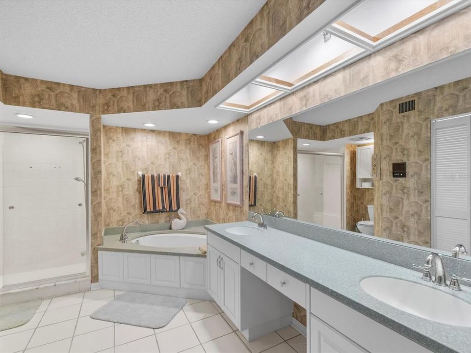 En Venta: $540,000 (3 camas, 3 baños, 2160 Pies cuadrados)