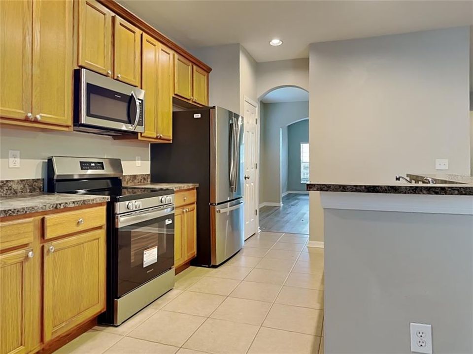 En Renta: $2,699 (4 camas, 2 baños, 2340 Pies cuadrados)