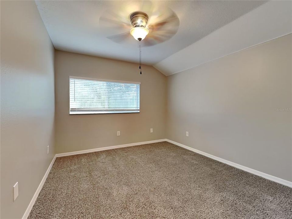 En Renta: $2,699 (4 camas, 2 baños, 2340 Pies cuadrados)