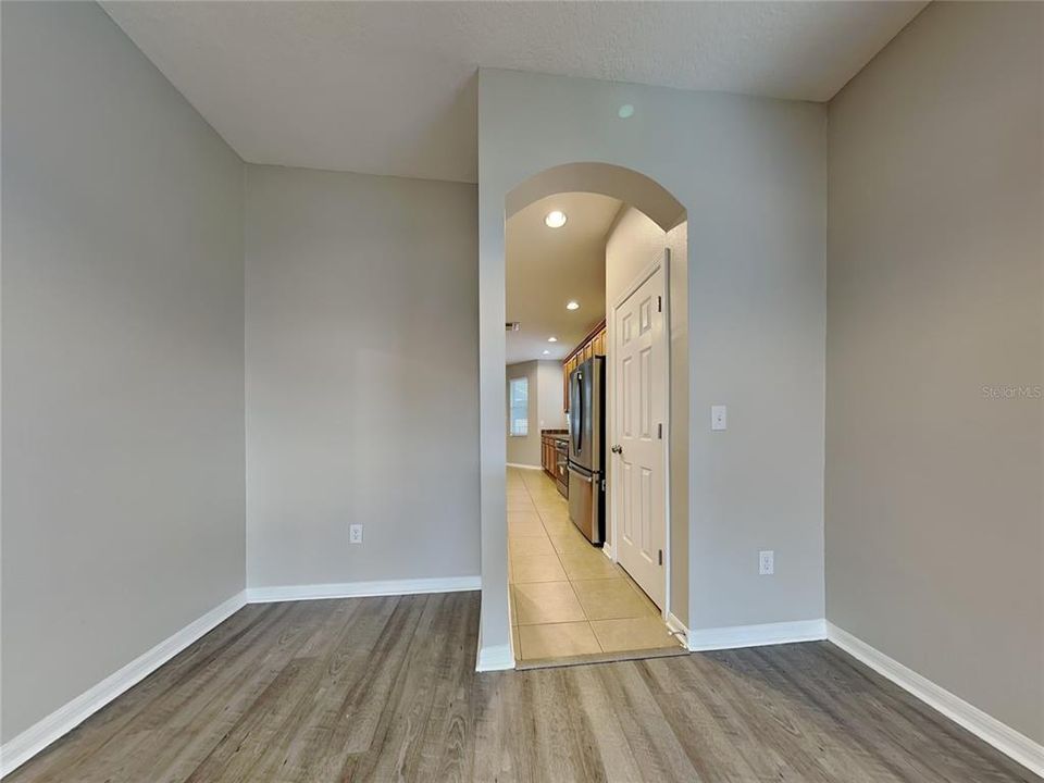 En Renta: $2,699 (4 camas, 2 baños, 2340 Pies cuadrados)