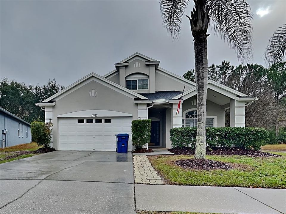 En Renta: $2,699 (4 camas, 2 baños, 2340 Pies cuadrados)