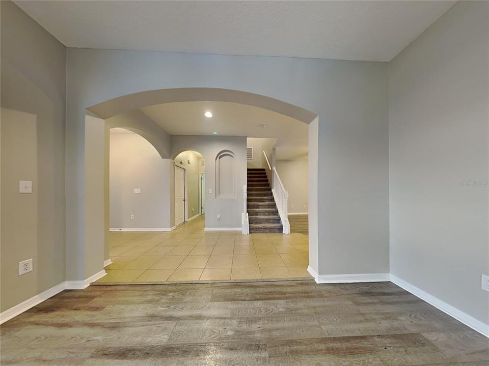 En Renta: $2,699 (4 camas, 2 baños, 2340 Pies cuadrados)