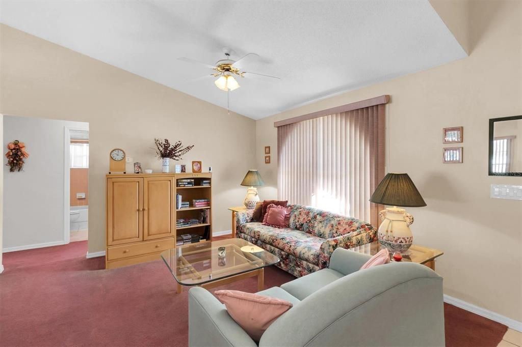 For Sale: $269,900 (3 beds, 2 baths, 1254 Square Feet)