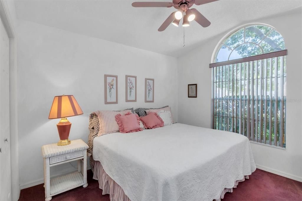 For Sale: $269,900 (3 beds, 2 baths, 1254 Square Feet)