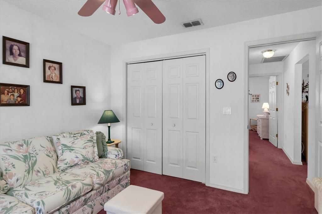 For Sale: $269,900 (3 beds, 2 baths, 1254 Square Feet)