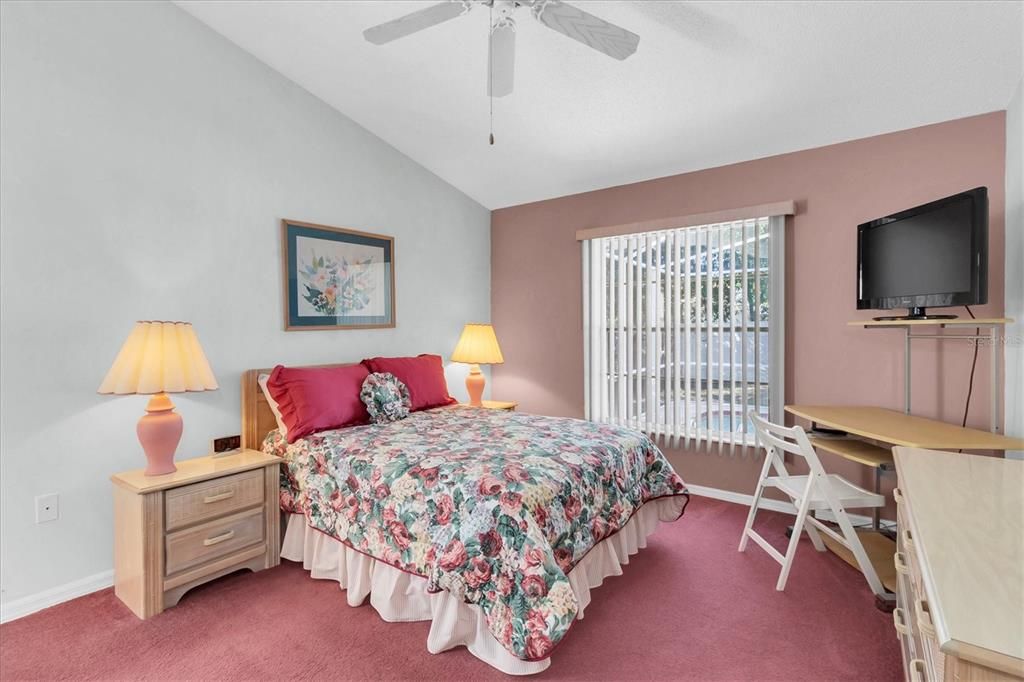 For Sale: $269,900 (3 beds, 2 baths, 1254 Square Feet)