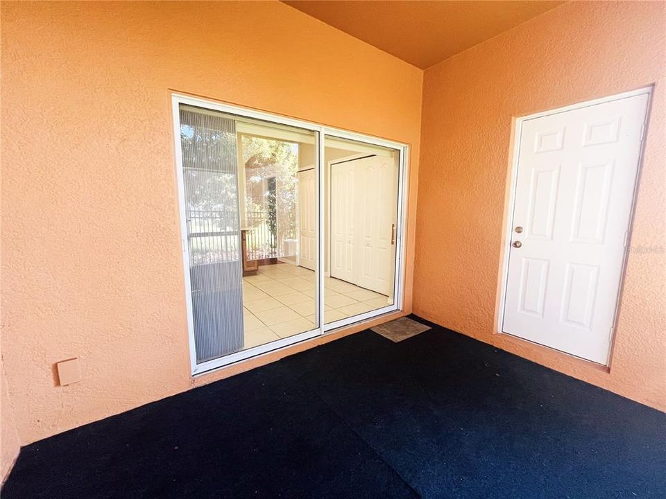 出租: $1,600 (2 贝兹, 2 浴室, 1224 平方英尺)