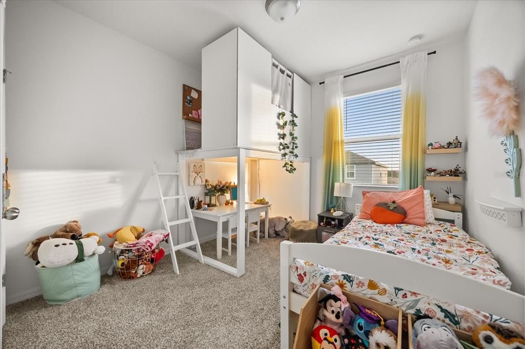 待售: $393,000 (4 贝兹, 2 浴室, 2109 平方英尺)