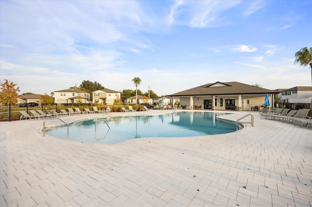 待售: $393,000 (4 贝兹, 2 浴室, 2109 平方英尺)