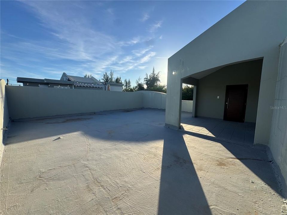 For Rent: $1,850 (3 beds, 2 baths, 1200 Square Feet)