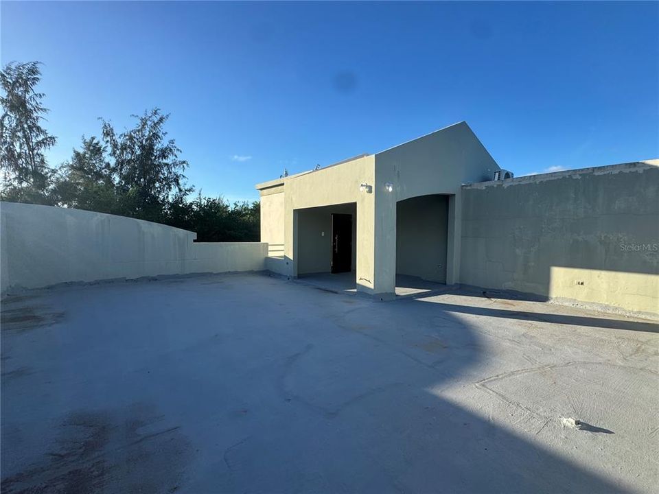 For Rent: $1,850 (3 beds, 2 baths, 1200 Square Feet)