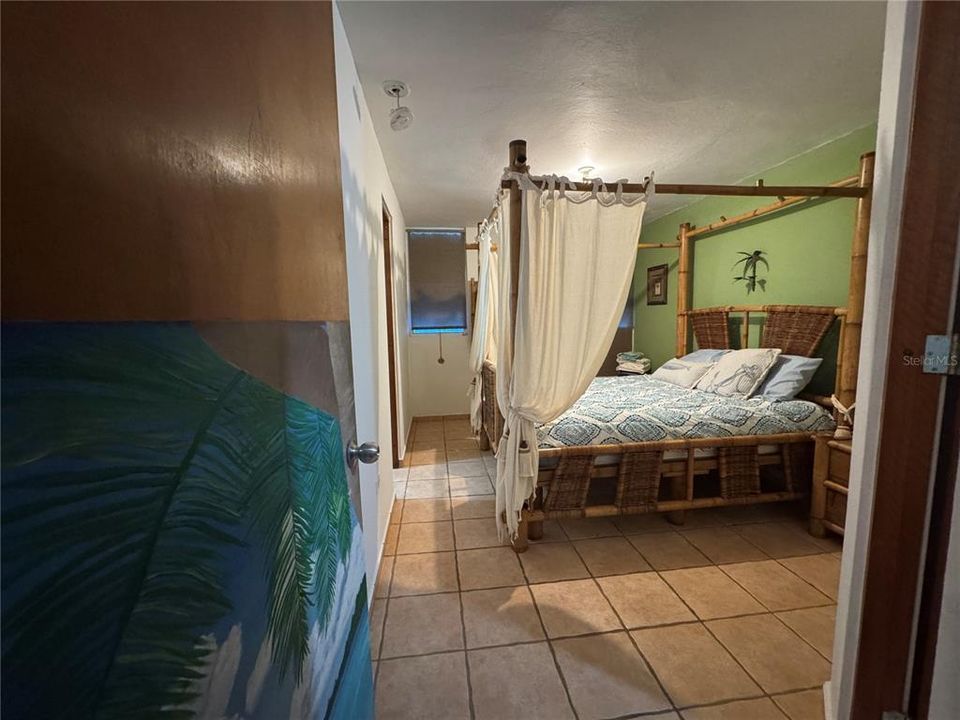 For Rent: $1,850 (3 beds, 2 baths, 1200 Square Feet)