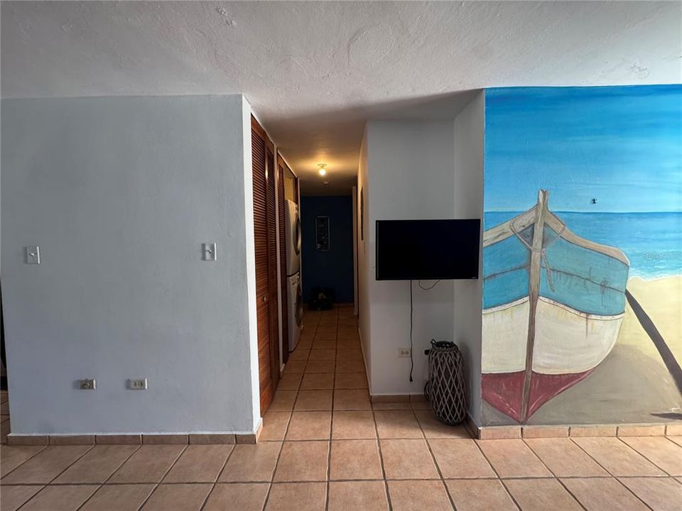 For Rent: $1,850 (3 beds, 2 baths, 1200 Square Feet)