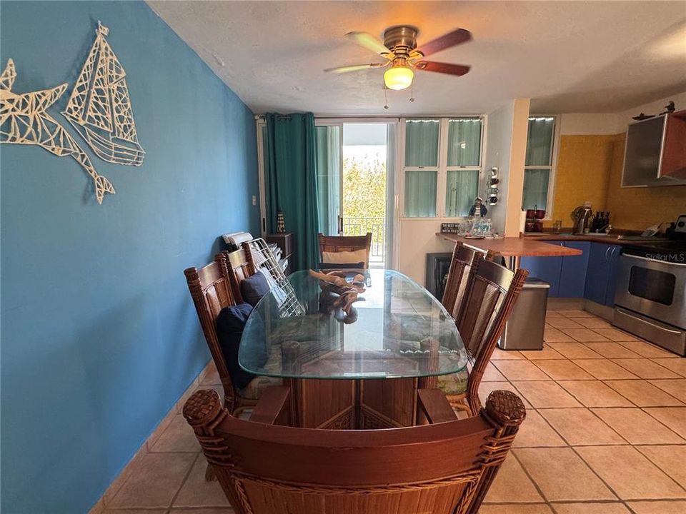 For Rent: $1,850 (3 beds, 2 baths, 1200 Square Feet)