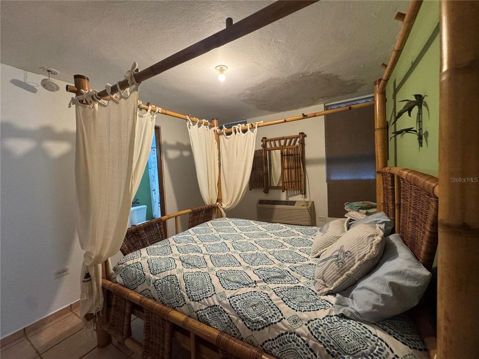 For Rent: $1,850 (3 beds, 2 baths, 1200 Square Feet)