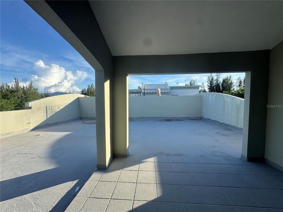 For Rent: $1,850 (3 beds, 2 baths, 1200 Square Feet)