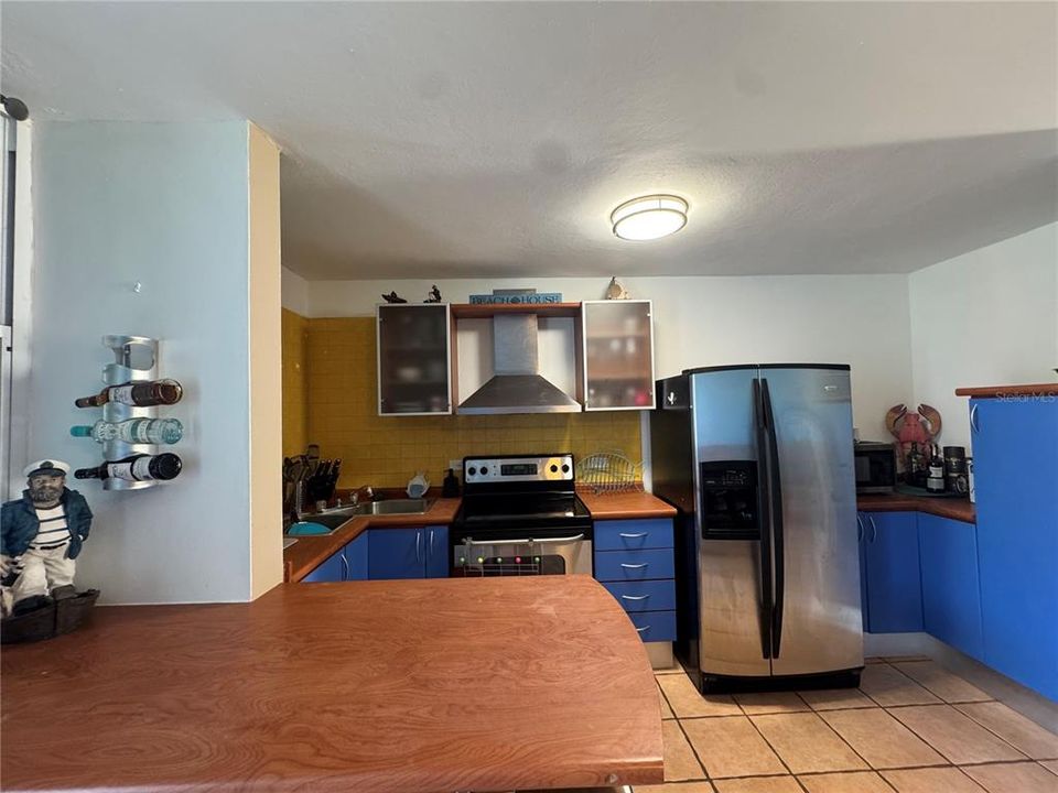 For Rent: $1,850 (3 beds, 2 baths, 1200 Square Feet)