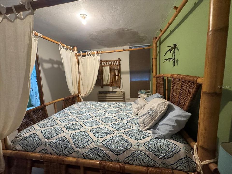 For Rent: $1,850 (3 beds, 2 baths, 1200 Square Feet)