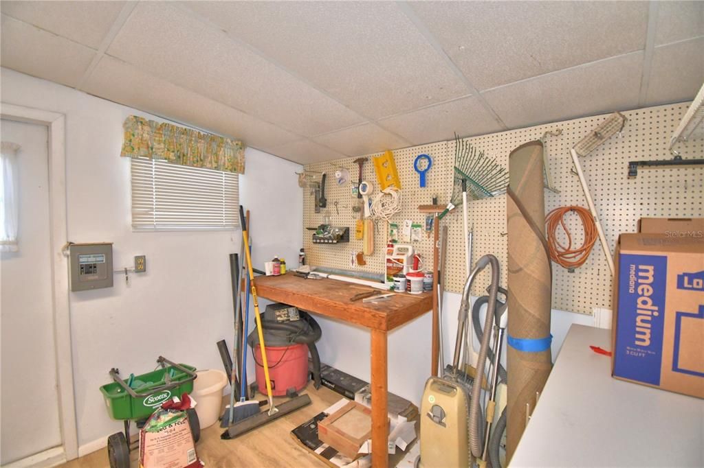 待售: $118,000 (2 贝兹, 2 浴室, 1016 平方英尺)