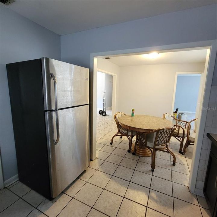 For Rent: $2,000 (3 beds, 2 baths, 1540 Square Feet)