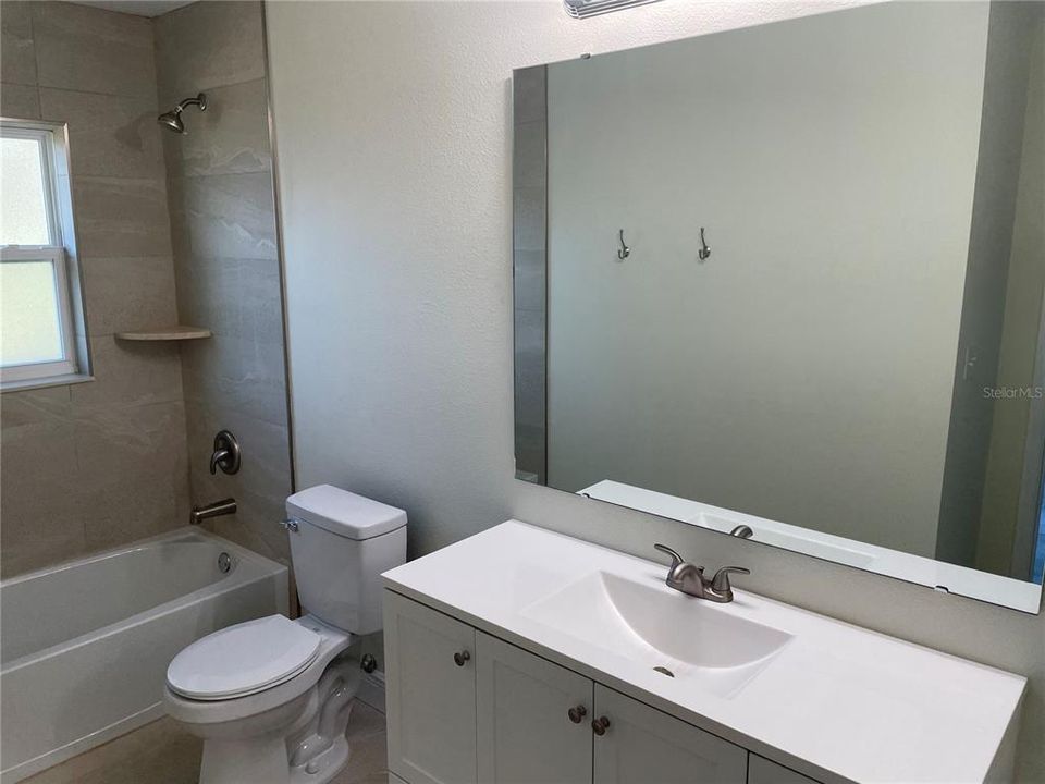 For Rent: $1,895 (3 beds, 2 baths, 1299 Square Feet)