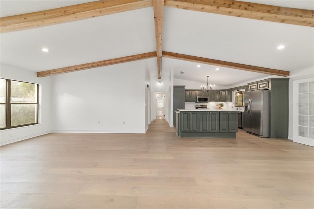 На продажу: $949,000 (4 спален, 3 ванн, 3300 Квадратных фут)