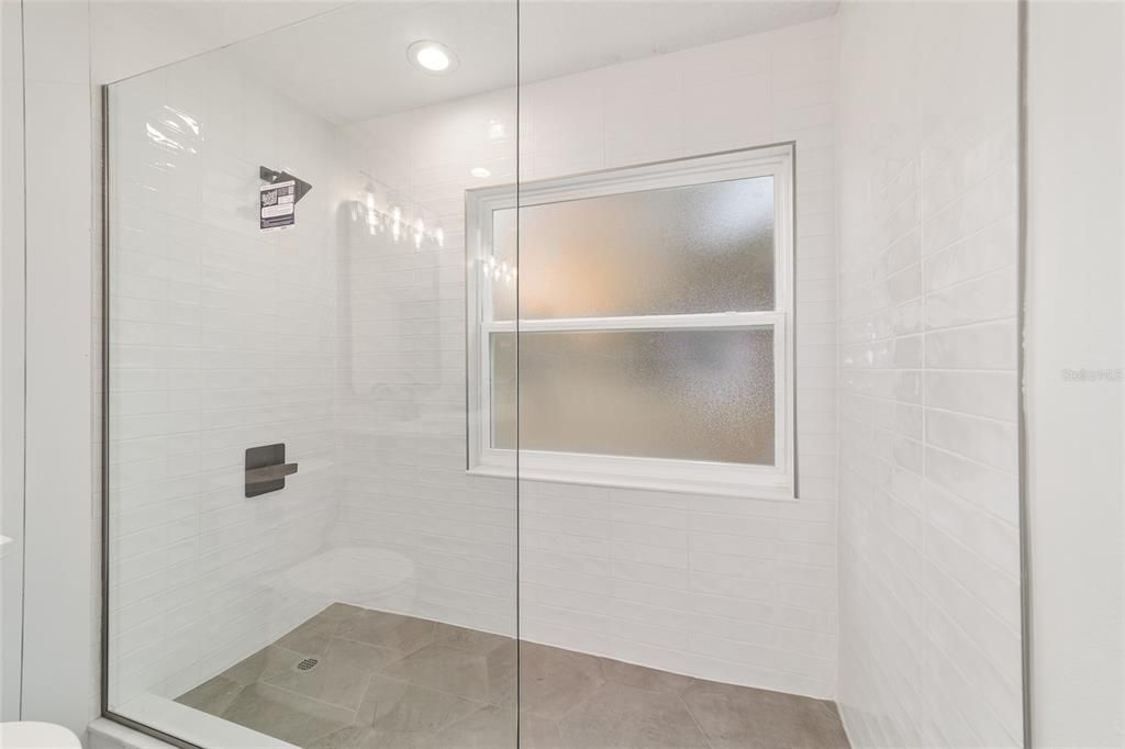 На продажу: $949,000 (4 спален, 3 ванн, 3300 Квадратных фут)