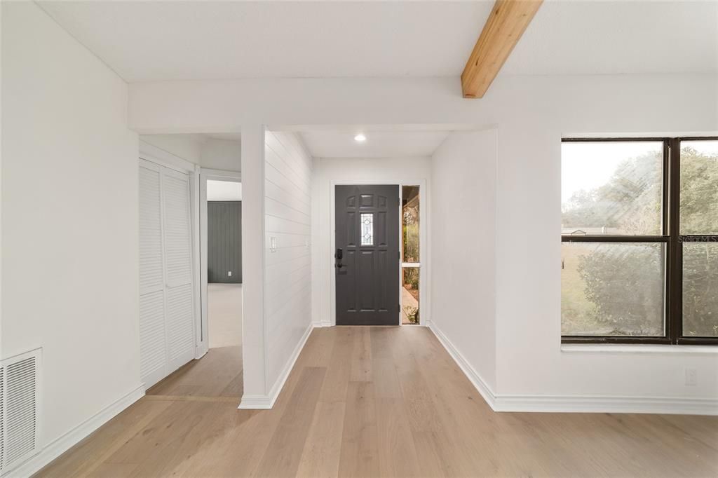 На продажу: $949,000 (4 спален, 3 ванн, 3300 Квадратных фут)