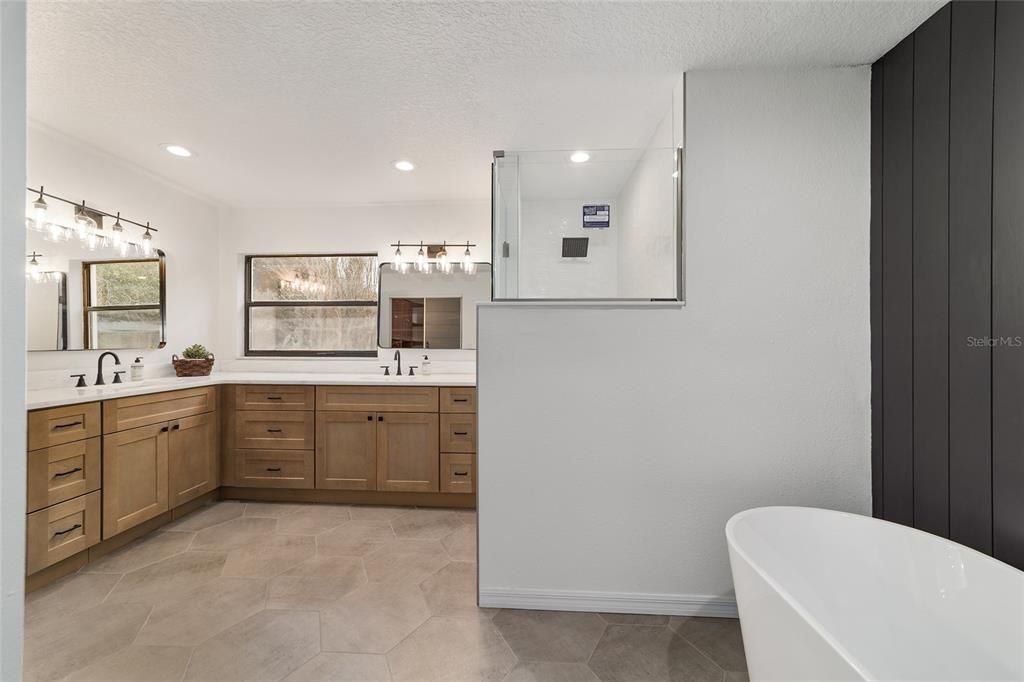 На продажу: $949,000 (4 спален, 3 ванн, 3300 Квадратных фут)