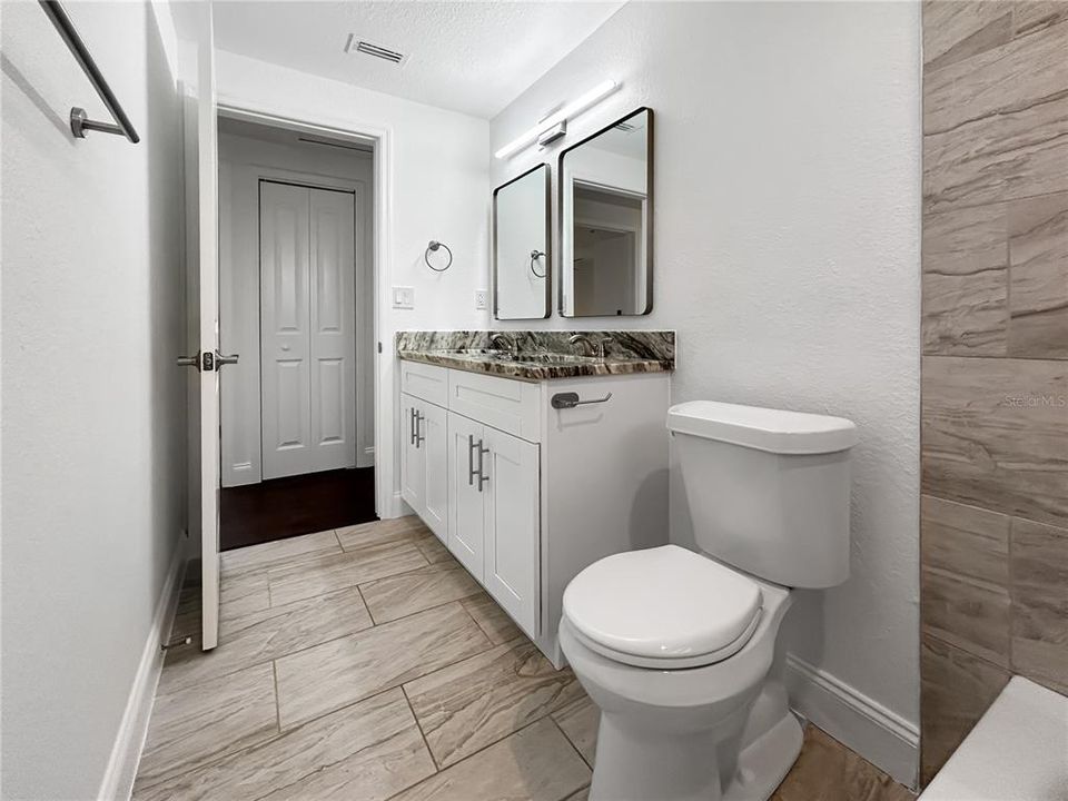 For Sale: $475,000 (3 beds, 2 baths, 1300 Square Feet)